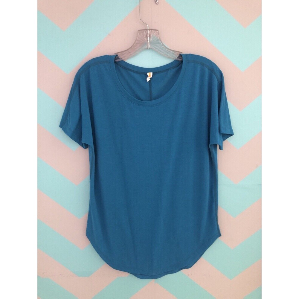 Lucy Activewear Women’s XS Slim Fit Athleisure Stretch Short Sleeve Workout Shir